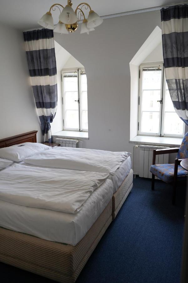 Ea Apartmany Mozart Karlsbad Exteriör bild